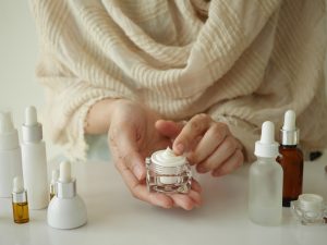 Urutan Step Skincare Pagi dan Malam yang Tepat, Wajib Tahu!