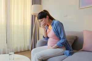 Hiperemesis Gravidarum: Penyebab, Tingkatan dan Pengobatan