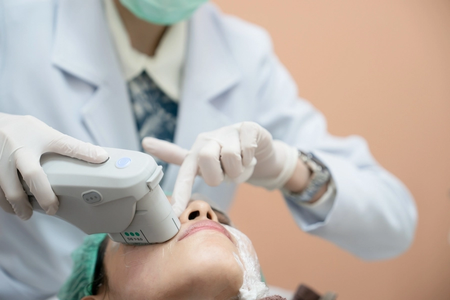 Wajah Lebih Kencang Jelang Lebaran dengan Ulthera Prime